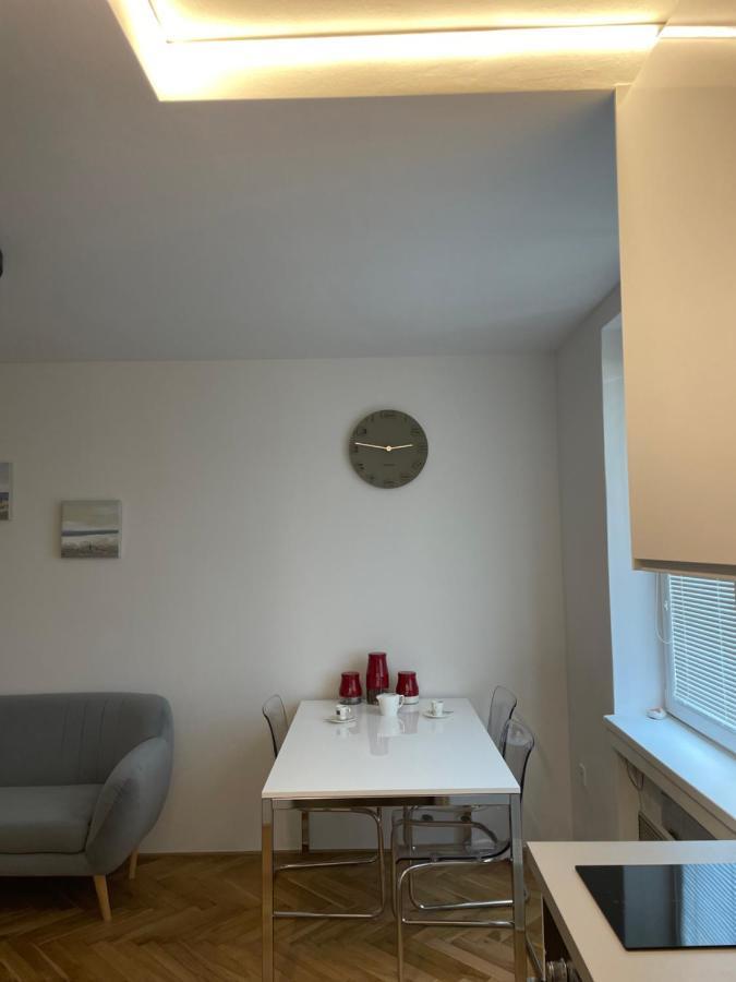 Apartmán V Krátké Kamenicky Senov Exteriér fotografie